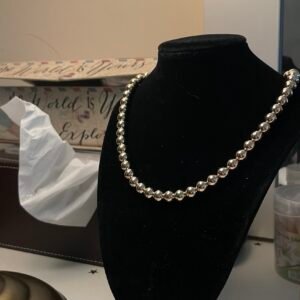 Ball necklace